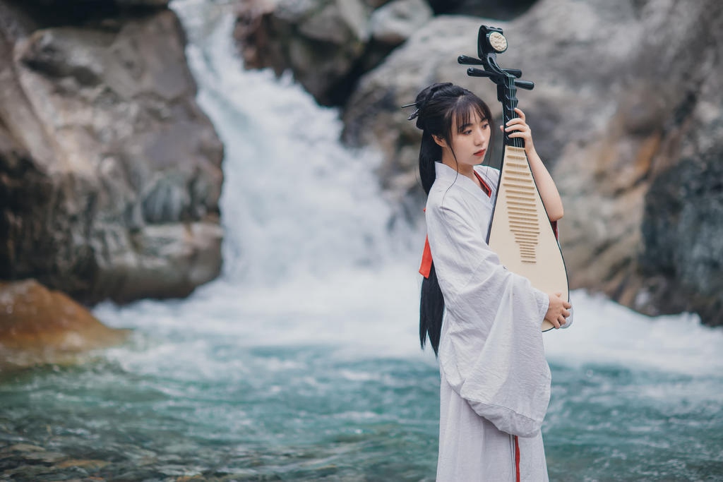 汉服美女琴棋书画样样精通图片