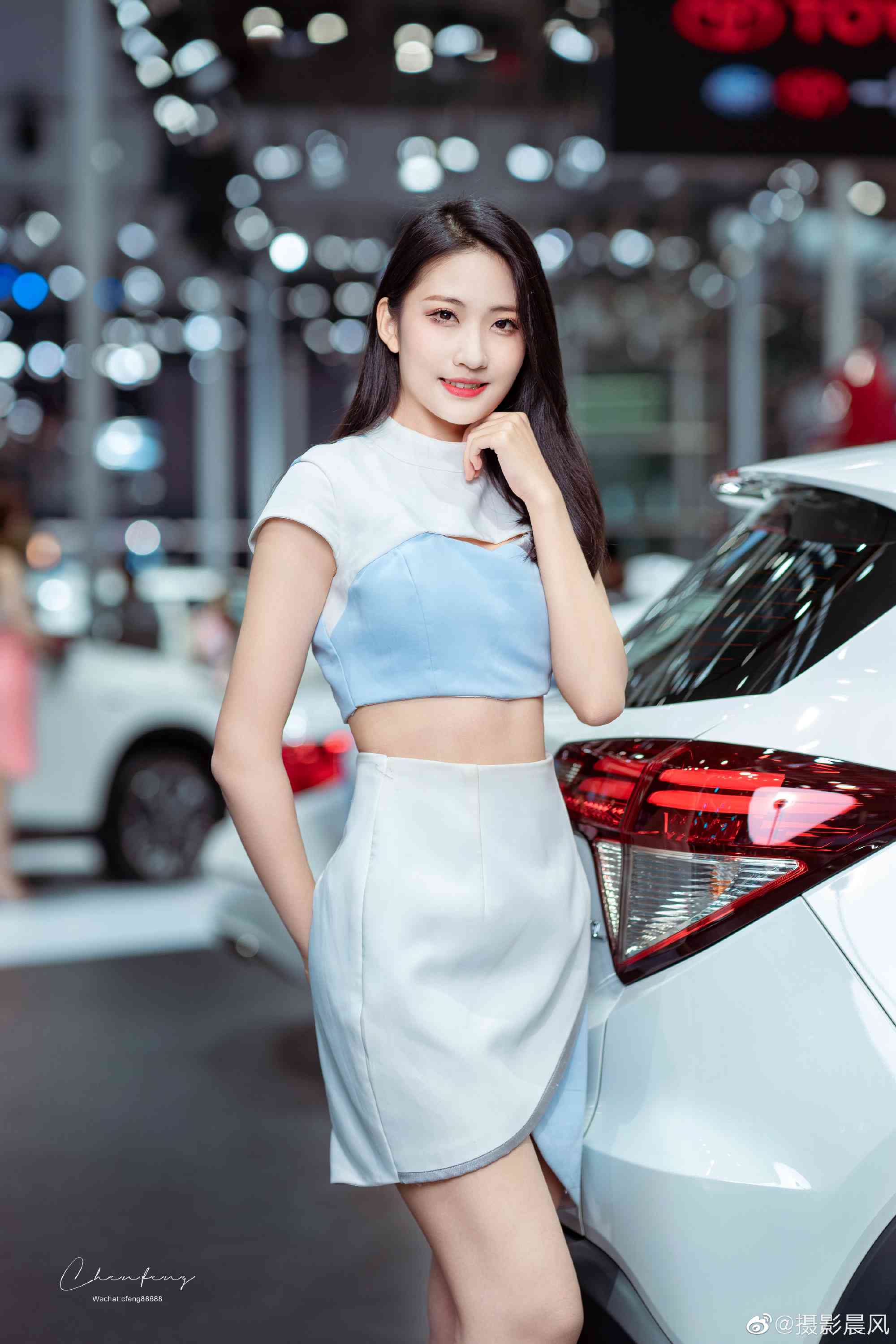 美女车模细腰美腿性感迷人私拍